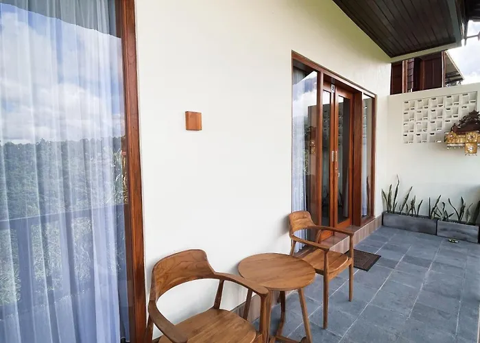 Besakih Villa ベッド・アンド・ブレックファスト 3*